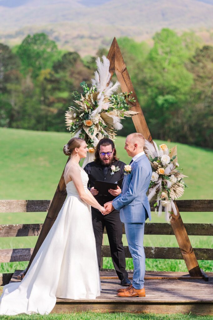 Hiawassee, GA Wedding Photographer