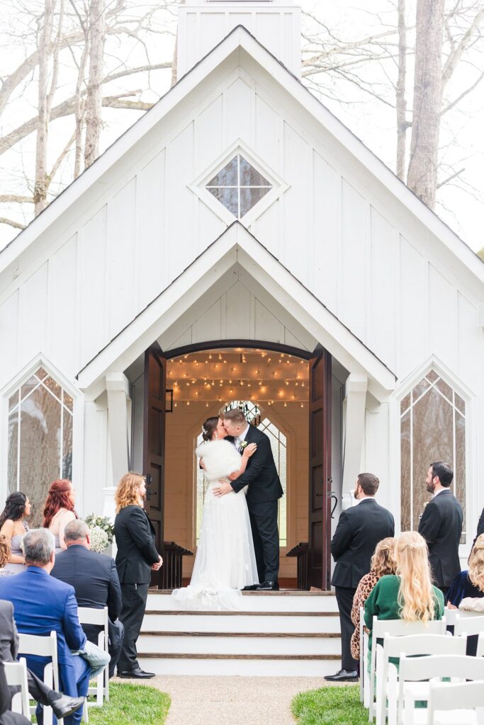 Perry,GA Wedding, Forest Hill, White Church wedding